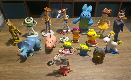 Disney toy story 17 figure - story,