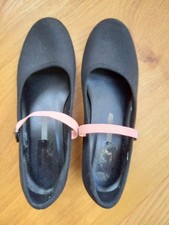 Ballet character shoes with low heel, adult size 3