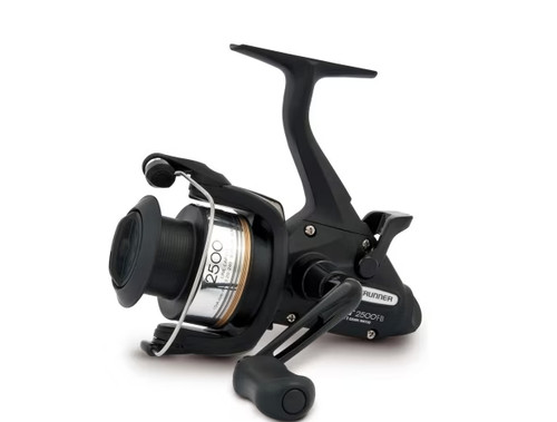 Shimano baitrunner reel - shimano,