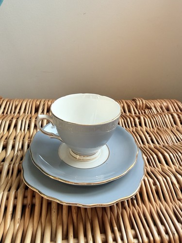 Colclough pastel blue vintage - blue,