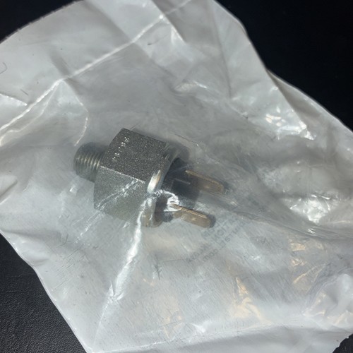 Jaguar type brake light - e,
