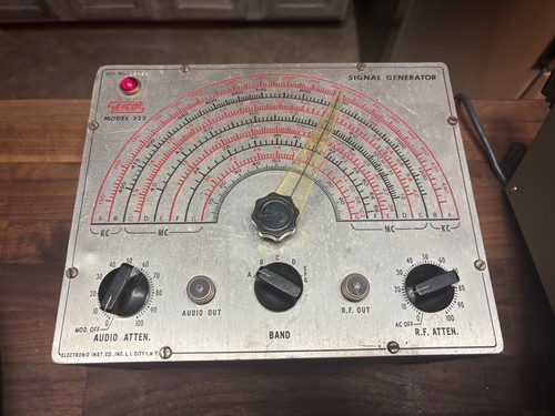 Eico 322 signal generator - signal,