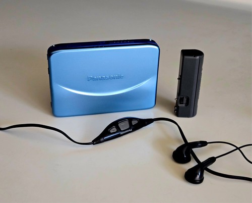 Rare blue panasonic sx52 - panasonic, rq-sx52