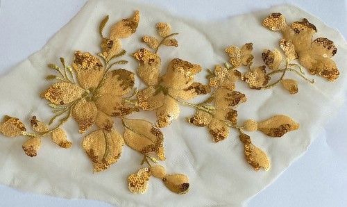 Sequined applique motif
