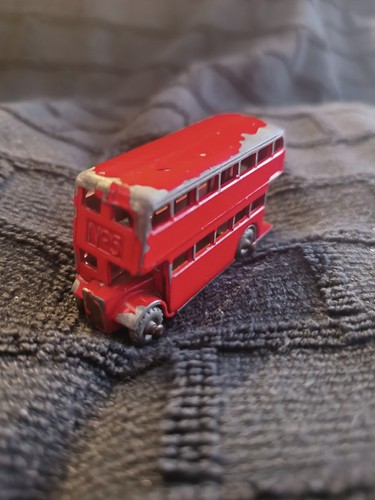 Matchbox series 5 red - series,