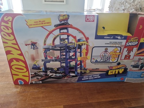 Hot wheels city mega loop - hot,
