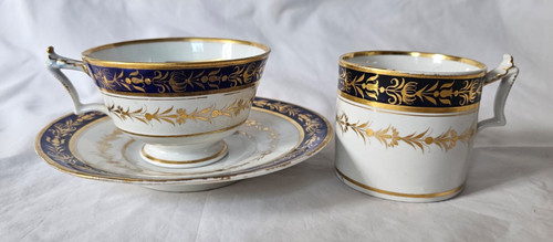 Striking antique trio a - a,