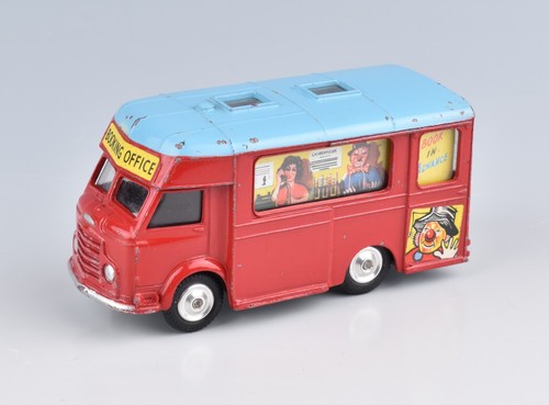 Vintage corgi toys - corgi,