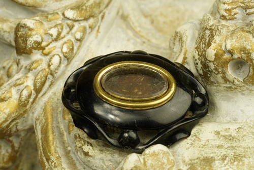 Antique victorian jet - jet, mourning