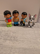 ELC Happyland Family Figures Set Mum, Dad, Boy, Dog
