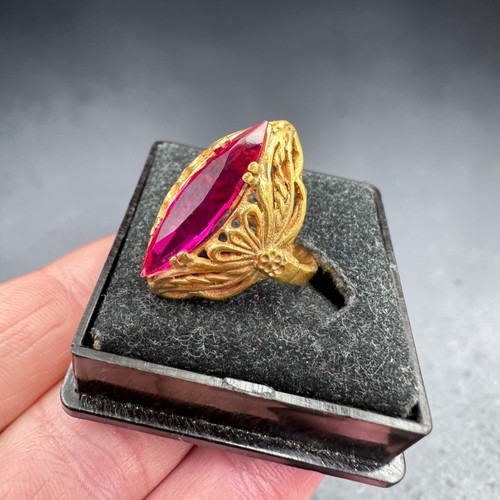 Vtg jewelry russian - ring, ruby