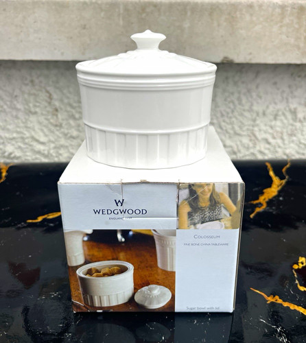 Wedgwood colosseum fine bone - colosseum,