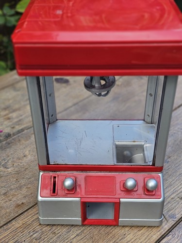 Fairground candy grabber - candy,