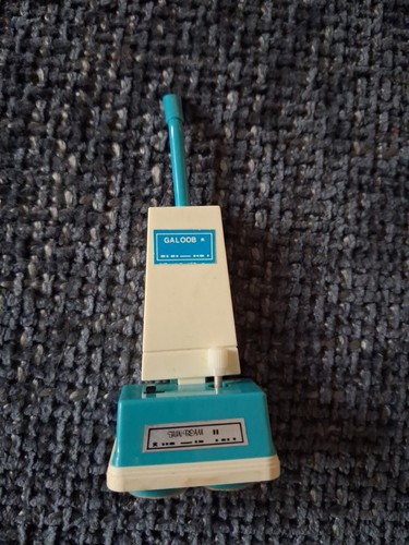 Vintage sindy hard - hard, floor