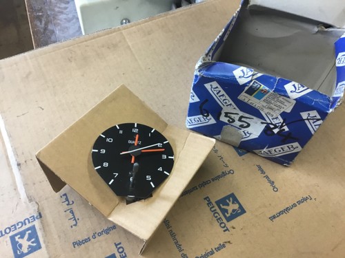 Peugeot 205 309 - , clock