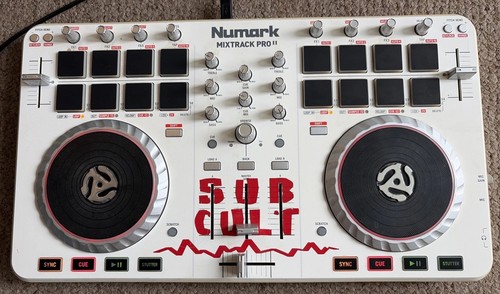 Numark mixtrack pro dj - pro,
