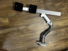 Humanscale M8 Dual Monitor Arm