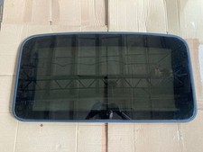 Breaking Lexus RX 300 2005 Petrol Sunroof glass 43R00073 