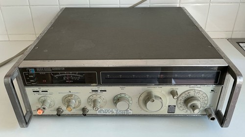 Hewlett packard 8640a - hewlett,