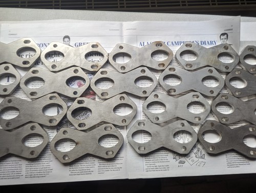 M57 exhaust manifold - exhaust, flanges