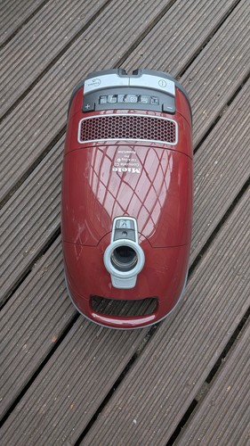Miele vacuum cleaner full - miele,
