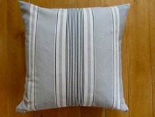 Vanessa Arbuthnott - 20" -