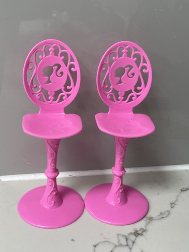 Barbie doll dream house - doll,