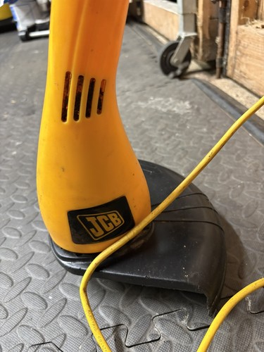 Jcb lt24300 corded - jcb-lt24300, grass