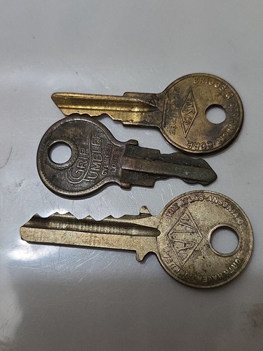 Vintage key lot grip tumbler - vintage,