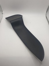 Audi A4 B8 Genuine Front Door Rubber Insert Trim Right Hand Side 2013 8K0868134