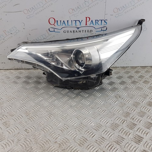 Toyota avensis front headlight - front,