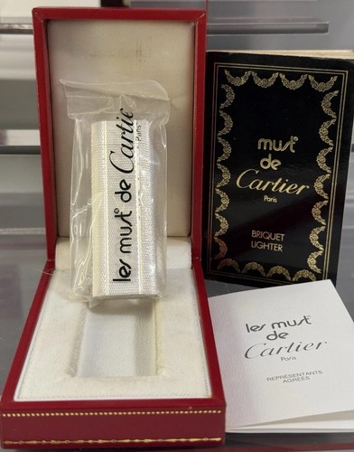 Cartier silver plated lighter - cartier,