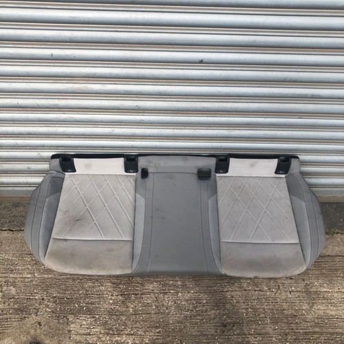 Volkswagen golf mk8 rear back - golf,