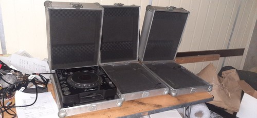 Flightcase for cdjs - for, mixers