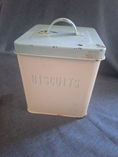 Vintage-style metal biscuit