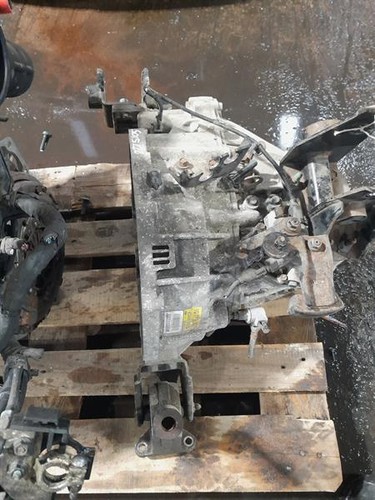 Gearbox kia sedona mk2 - gearbox, (mb)