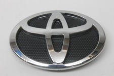 FOR TOYOTA YARIS FRONT BADGE