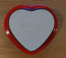 Le Creuset 2.4 Lit (2.5qt) Red Heart Shaped Casserole Dish 