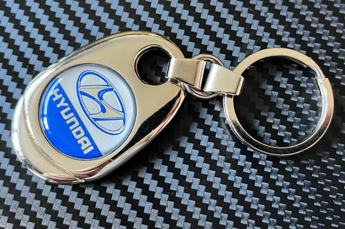 Vintage metal hyundai logo - vintage,