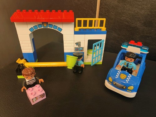 Duplo police station - station, 10902