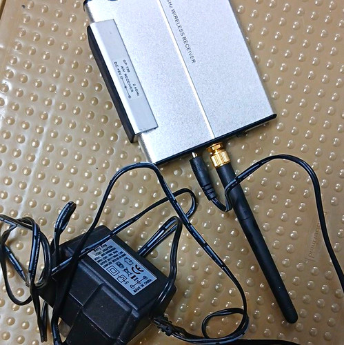 738 4ghz wireless - 2.4ghz, av