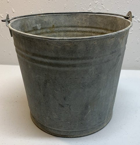 Vintage galvanised bucket old - vintage,