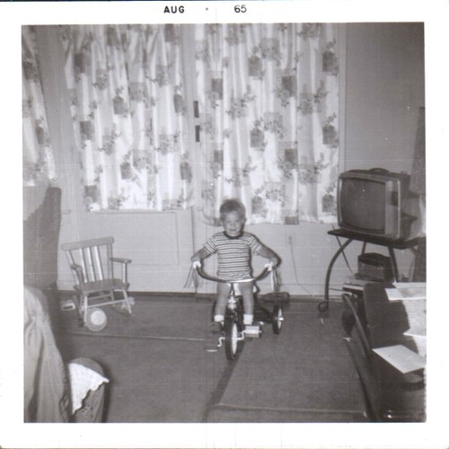 Vintage 1965 black - vintage, white