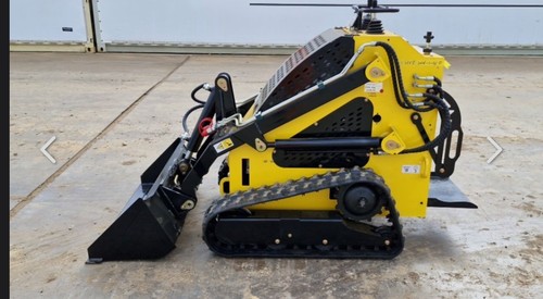 Mini skidsteer delano - ,