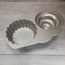 Nordic Ware USA Giant Cupcake Pan Metal Tin Cake Baking Mould 10 Cups 2.4l