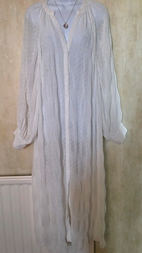 Stunning zara white polka dot - white,