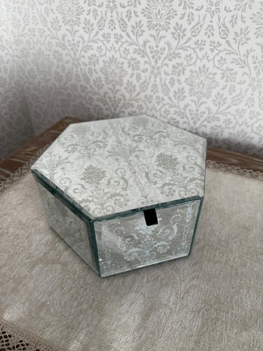 Brand new laura ashley josette - laura,