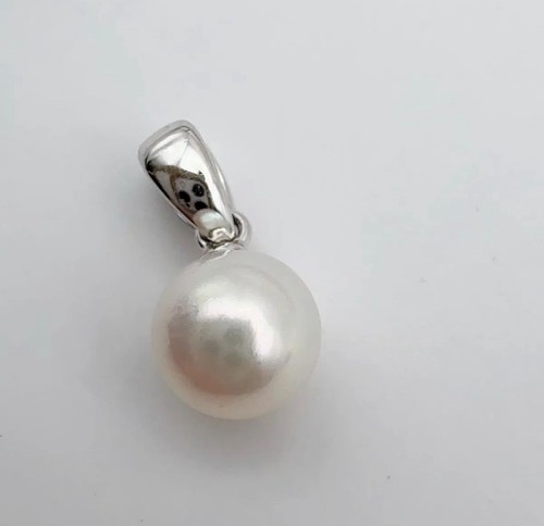 Mikimoto necklace charm - mikimoto,