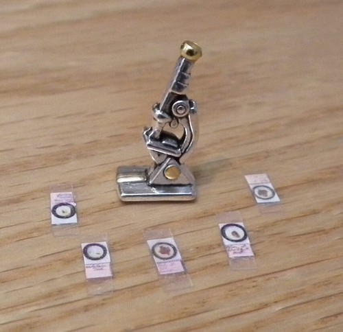 Dolls house miniature - dolls,