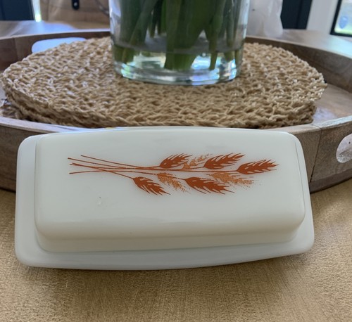 Rare vintage pyrex - “rare”,